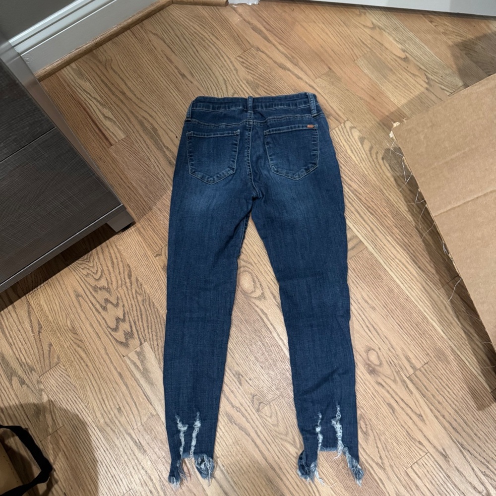 Jeans, A'2nd with rips/fray